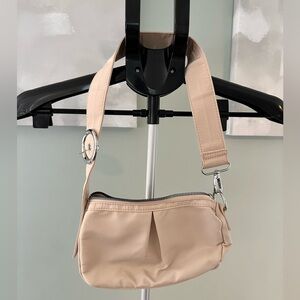 FOREVER 21 BEIGE AND SILVER SHOULDER BAG